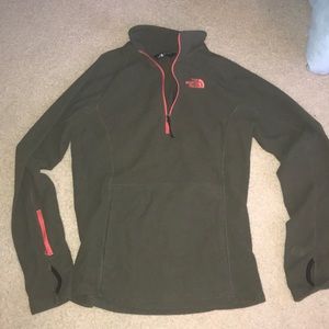Women’s North Face Quarter Zip Pullover
